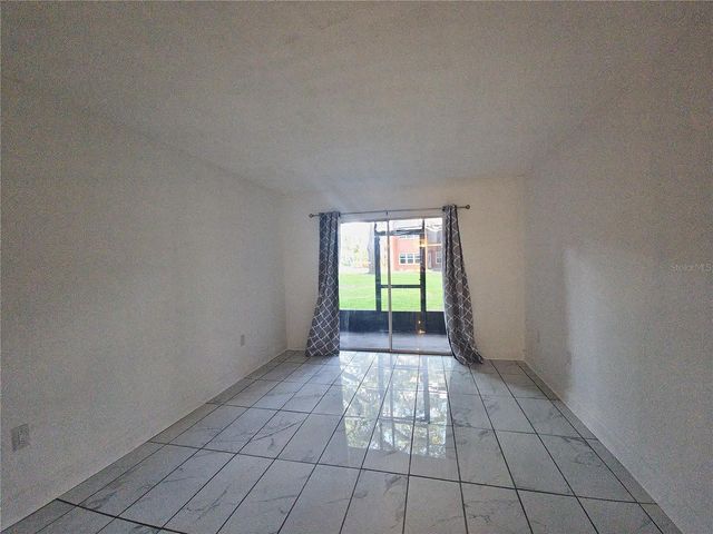 4805 ALT 19 215, Palm Harbor, FL 34683