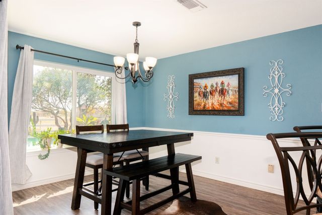 621 Old Stoney Court, Ponder, TX 76259