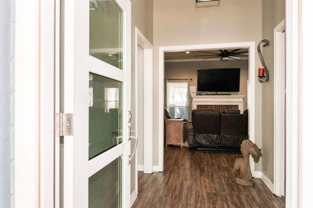 621 Old Stoney Court, Ponder, TX 76259
