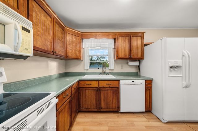 1421 Goldbud Street, Lake Placid, FL 33852