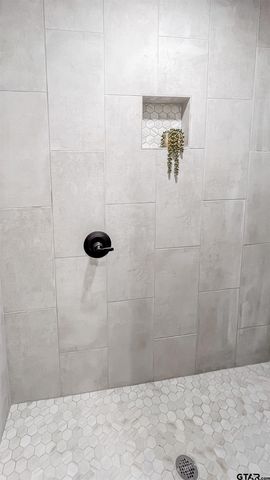 120 E Fairway Drive, Hideaway, TX 75771