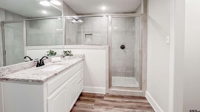 120 E Fairway Drive, Hideaway, TX 75771