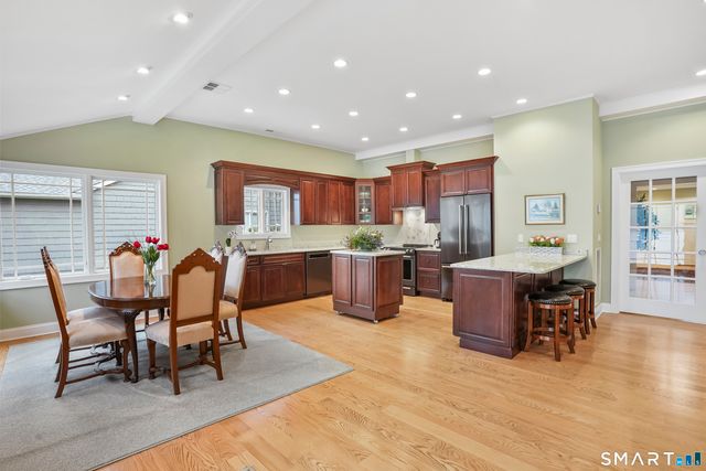 144 North Lake Shore Drive, Brookfield, CT 06804