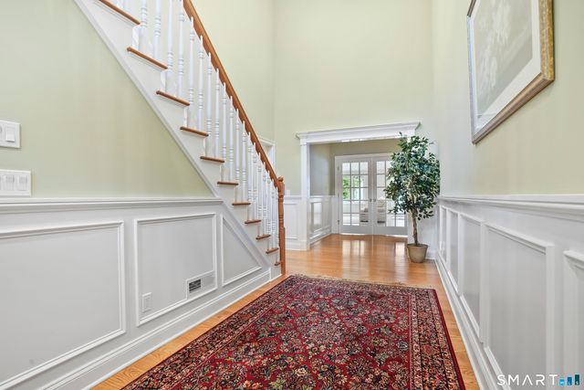 144 North Lake Shore Drive, Brookfield, CT 06804