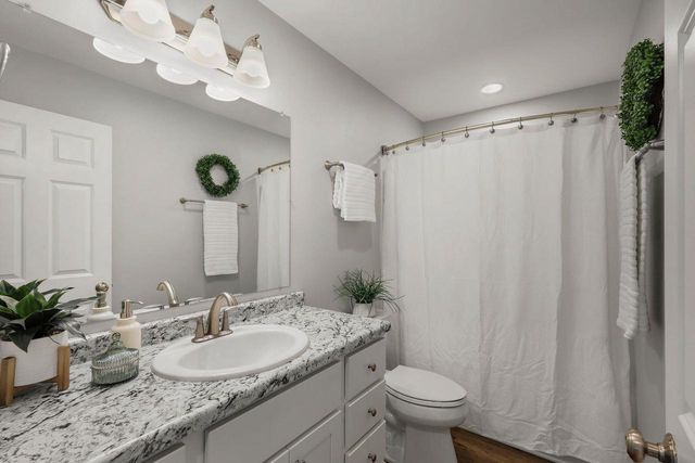 13 Arizona Circle, Madison, WI 53704