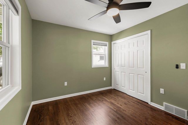 13 Arizona Circle, Madison, WI 53704