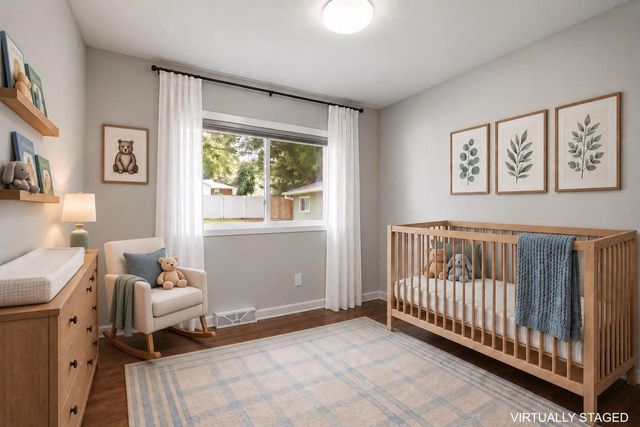 13 Arizona Circle, Madison, WI 53704