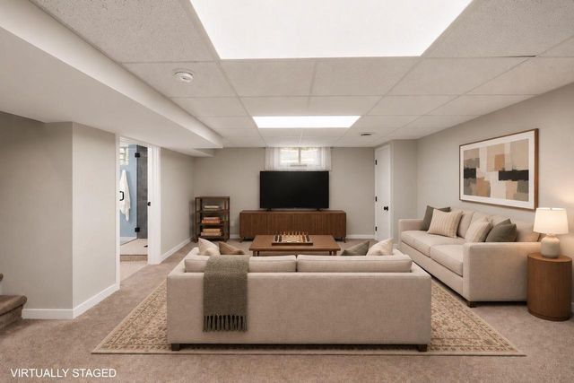 13 Arizona Circle, Madison, WI 53704