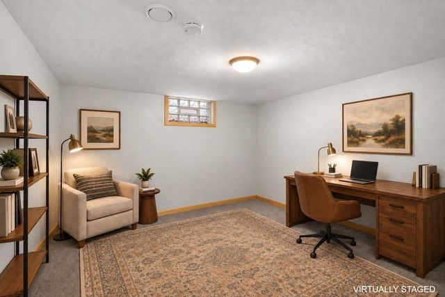 13 Arizona Circle, Madison, WI 53704