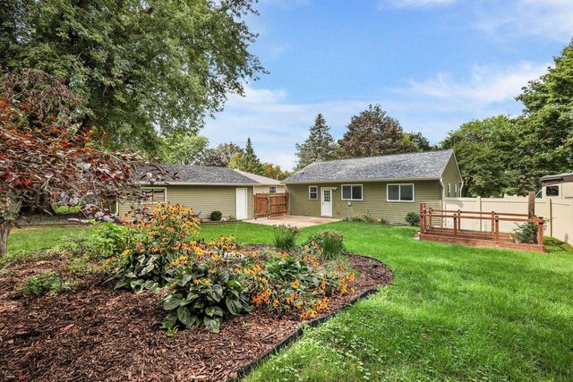 13 Arizona Circle, Madison, WI 53704