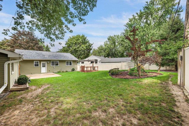 13 Arizona Circle, Madison, WI 53704