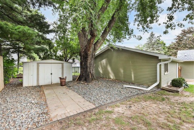 13 Arizona Circle, Madison, WI 53704