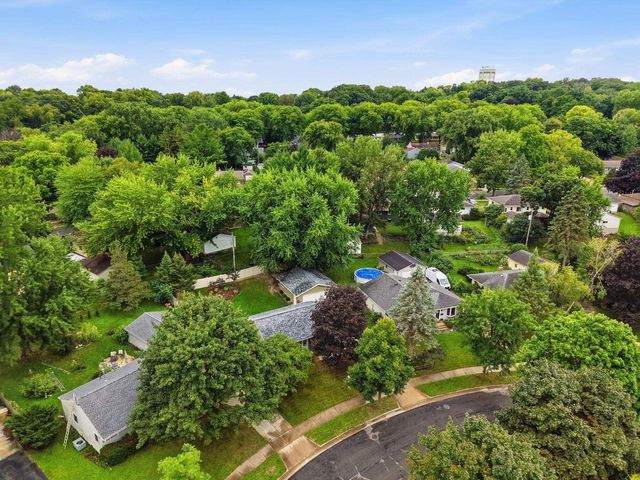 13 Arizona Circle, Madison, WI 53704