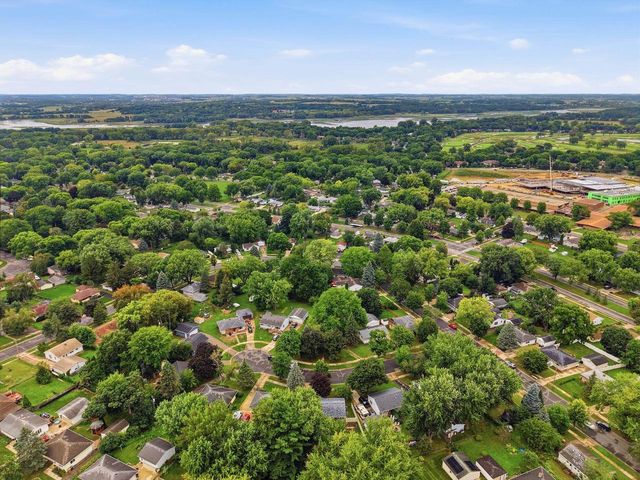 13 Arizona Circle, Madison, WI 53704