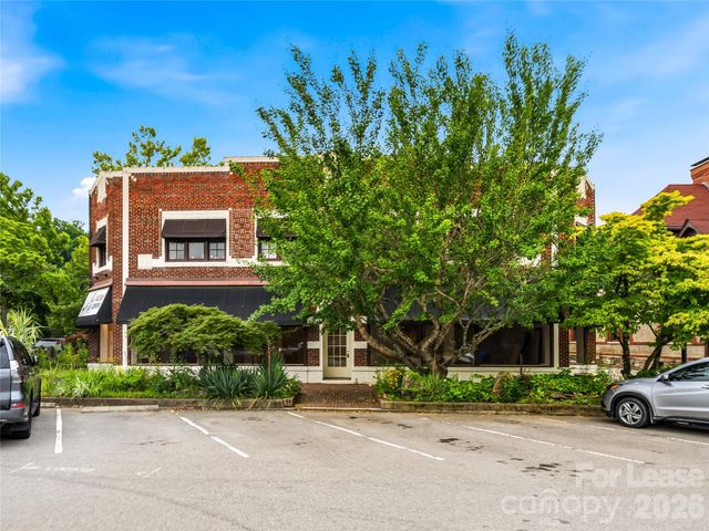 5 Biltmore Plaza, Asheville, NC 28803