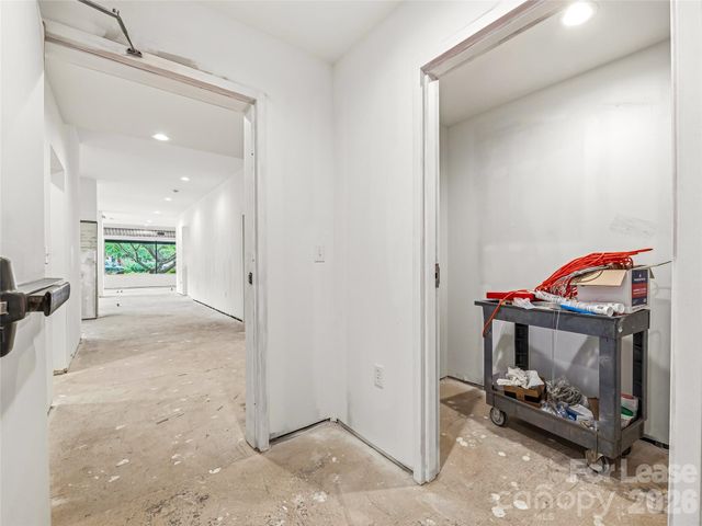5 Biltmore Plaza, Asheville, NC 28803