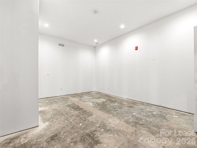 5 Biltmore Plaza, Asheville, NC 28803