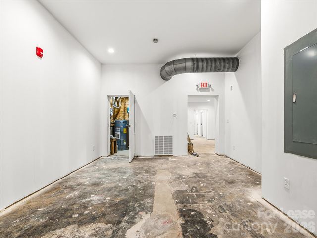 5 Biltmore Plaza, Asheville, NC 28803