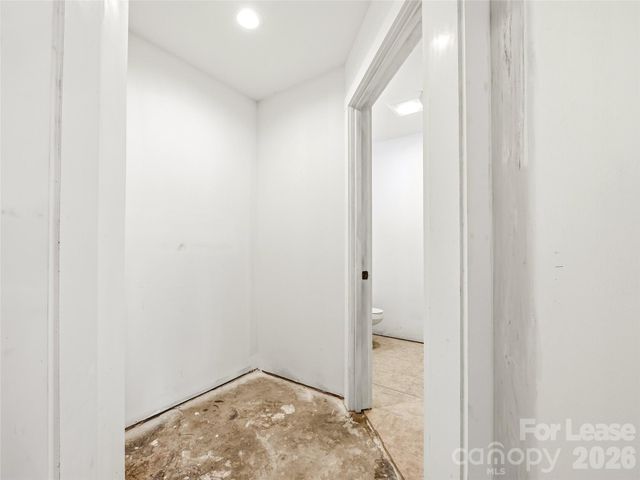 5 Biltmore Plaza, Asheville, NC 28803