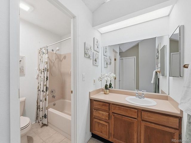 7373 E Iowa Ave 1083, Denver, CO 80231