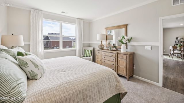 8106 Cedar Meadows Ln, Louisville, KY 40229