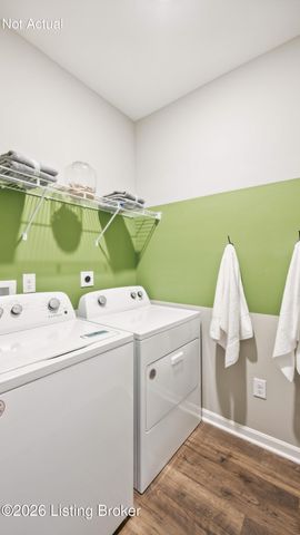 8106 Cedar Meadows Ln, Louisville, KY 40229