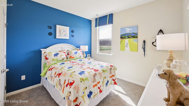 8106 Cedar Meadows Ln, Louisville, KY 40229