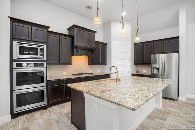 23213 Emerald Pass, San Antonio, TX 78258