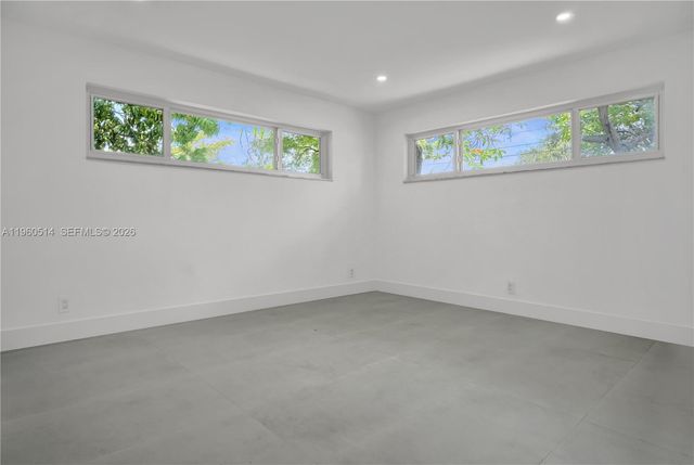 4731 Pierce Street, Hollywood, FL 33021