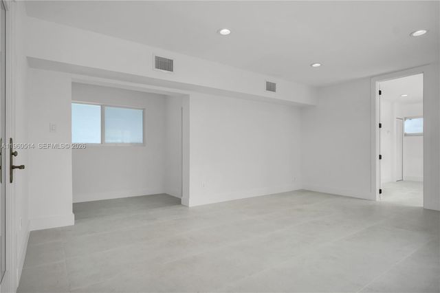 4731 Pierce Street, Hollywood, FL 33021