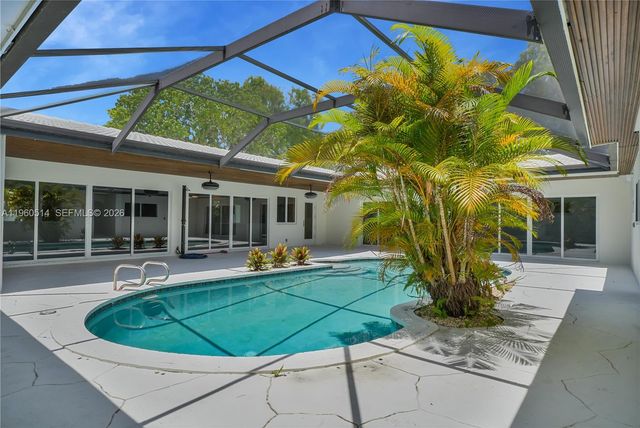 4731 Pierce Street, Hollywood, FL 33021