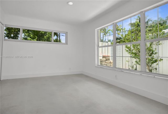4731 Pierce Street, Hollywood, FL 33021