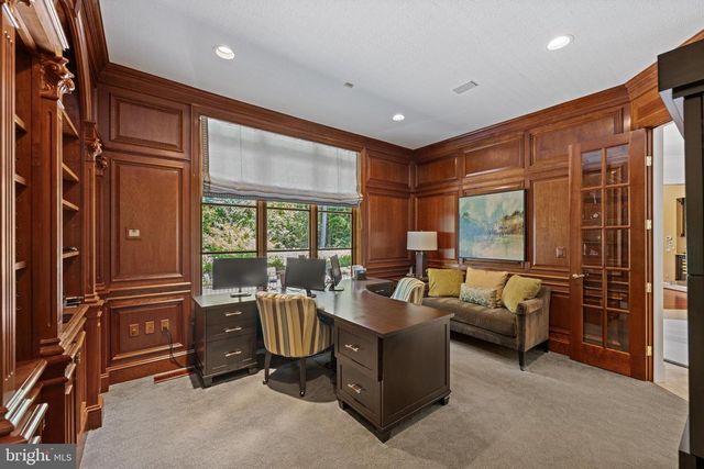9204 REDWOOD AVE, Bethesda, MD 20817