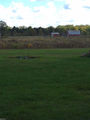 7340 N Lapeer Rd Street, Fostoria, MI 48435