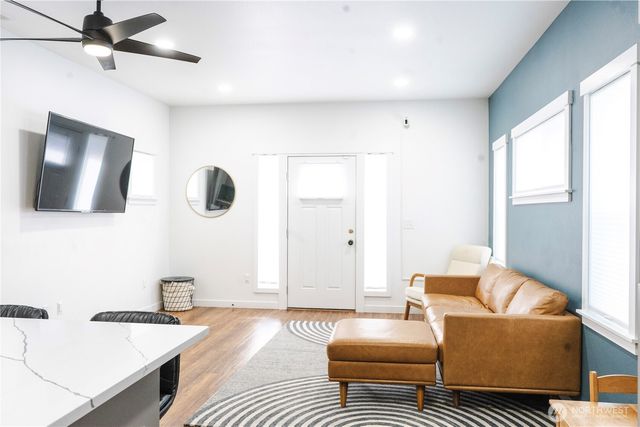 825 E 55TH, Tacoma, WA 98404