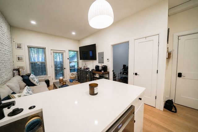 308 Saratoga 1, Boston, MA 02128