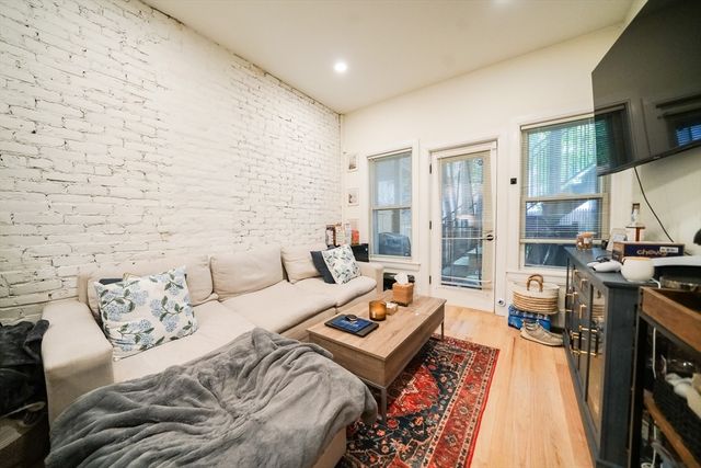 308 Saratoga 1, Boston, MA 02128