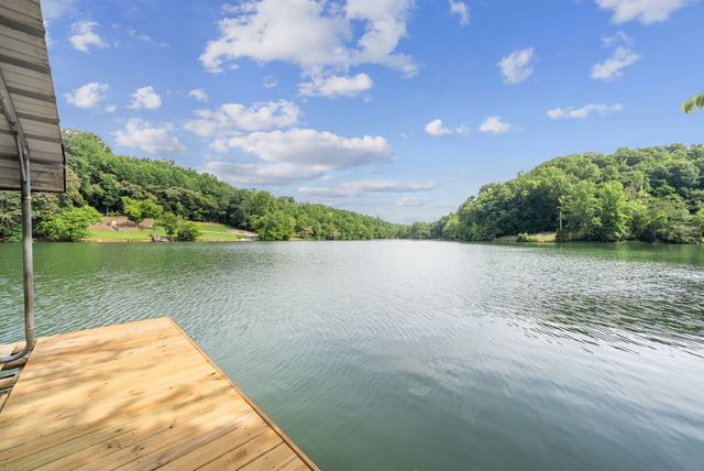 594 Overlook Cir, Tullahoma, TN 37388