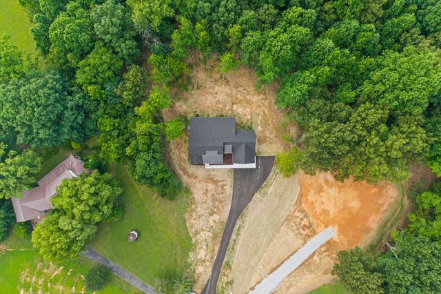 594 Overlook Cir, Tullahoma, TN 37388