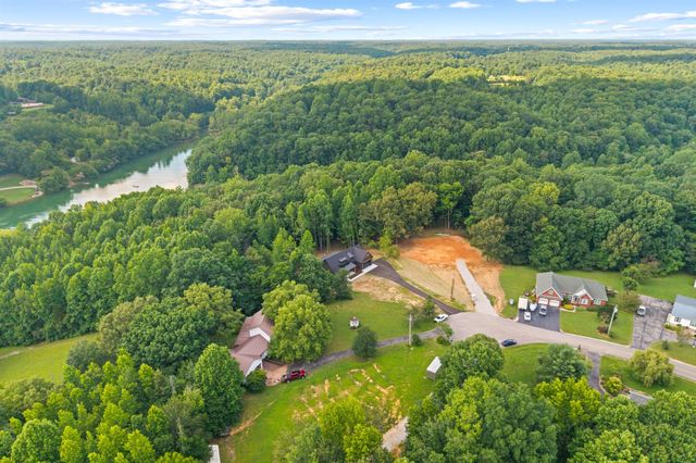594 Overlook Cir, Tullahoma, TN 37388