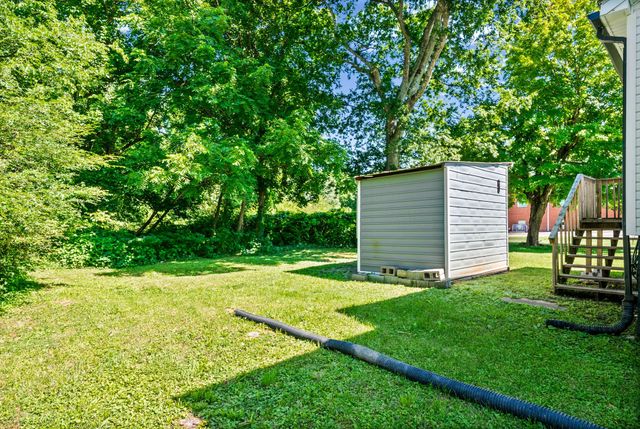 124 Edmondson Ferry Rd, Clarksville, TN 37040