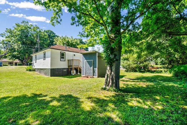 124 Edmondson Ferry Rd, Clarksville, TN 37040