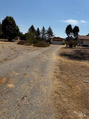 22751 Oak Ln, Covelo, CA 95428