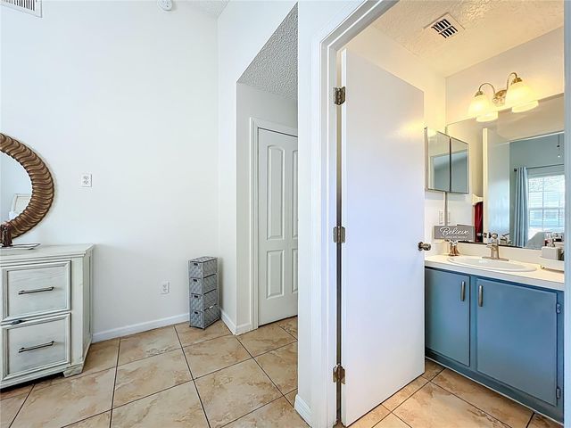 2364 WATER VIEW LOOP, Kissimmee, FL 34743