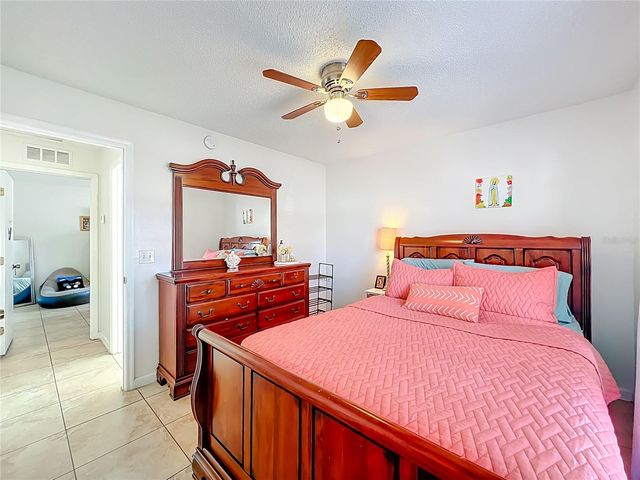 2364 WATER VIEW LOOP, Kissimmee, FL 34743