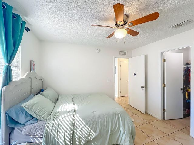 2364 WATER VIEW LOOP, Kissimmee, FL 34743