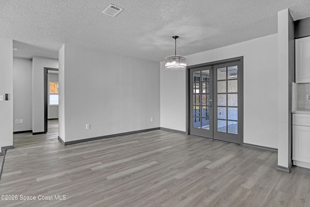 999 Castile Road SE, Palm Bay, FL 32909