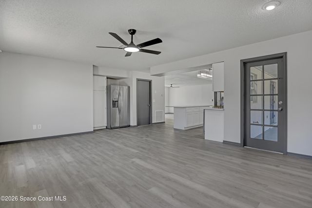 999 Castile Road SE, Palm Bay, FL 32909