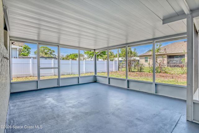 999 Castile Road SE, Palm Bay, FL 32909
