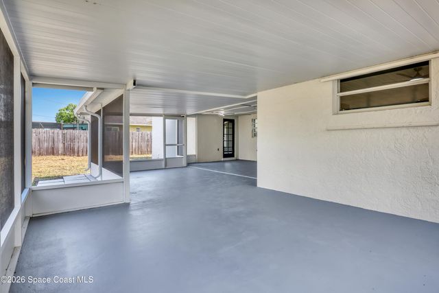 999 Castile Road SE, Palm Bay, FL 32909